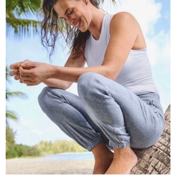 Athleta Cabo Linen Jogger Size: 2 Color: Chambray Blue - Picture 2 of 9